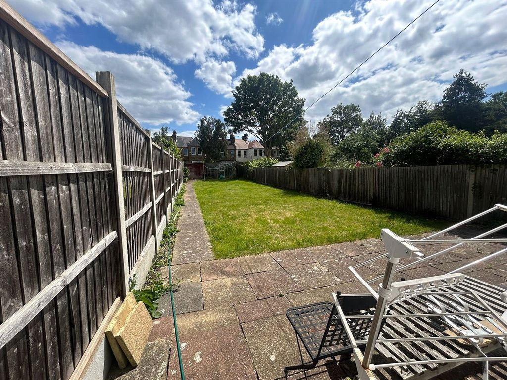 Property photo 3 of 3 Picture No. 11