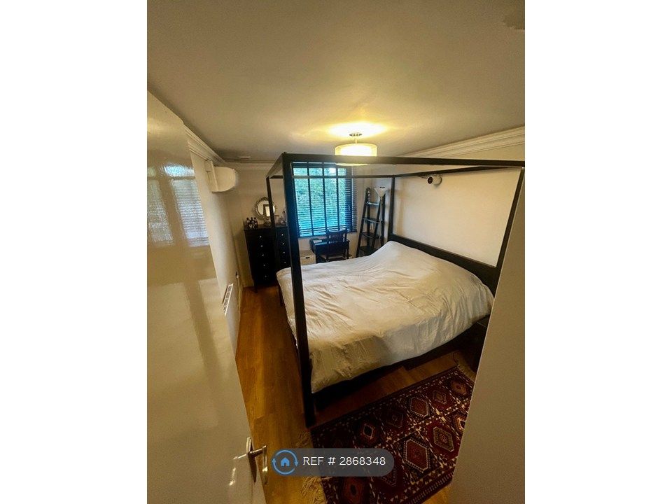 Property photo 3 of 11 Bedroom