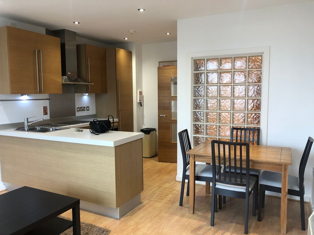 Property photo 1 of 11 Open Plan Lounge/Dining