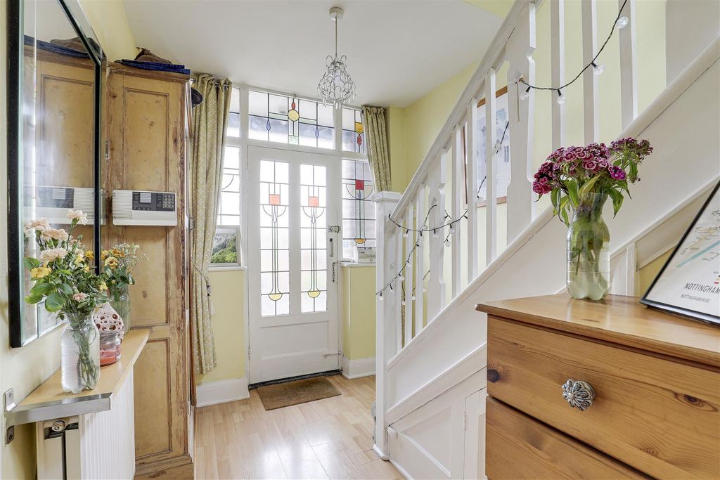 Property photo 2 of 23 469.Jpg