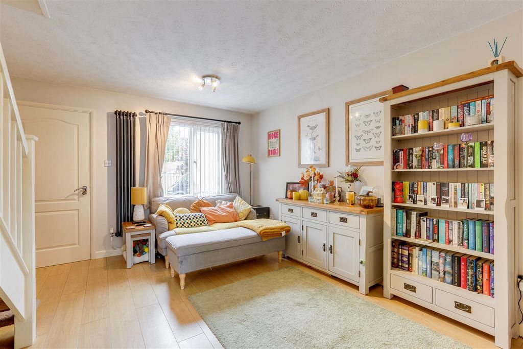 Property photo 2 of 15 031025_33.Jpg