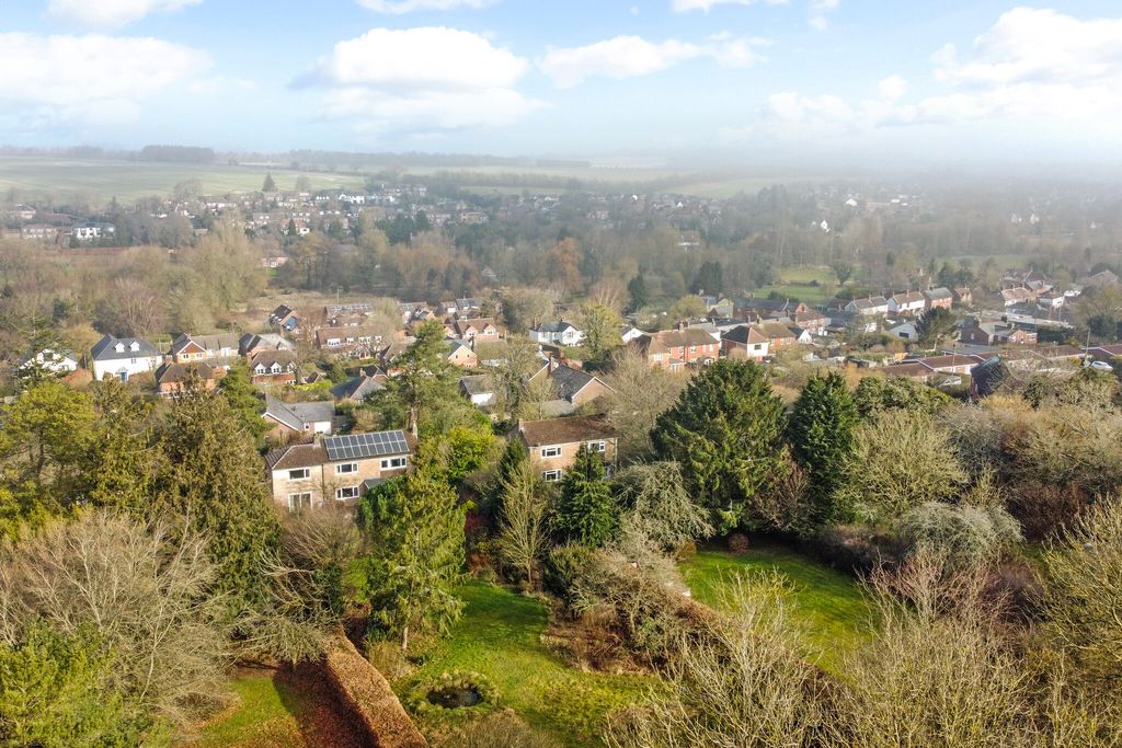 Property photo 3 of 14