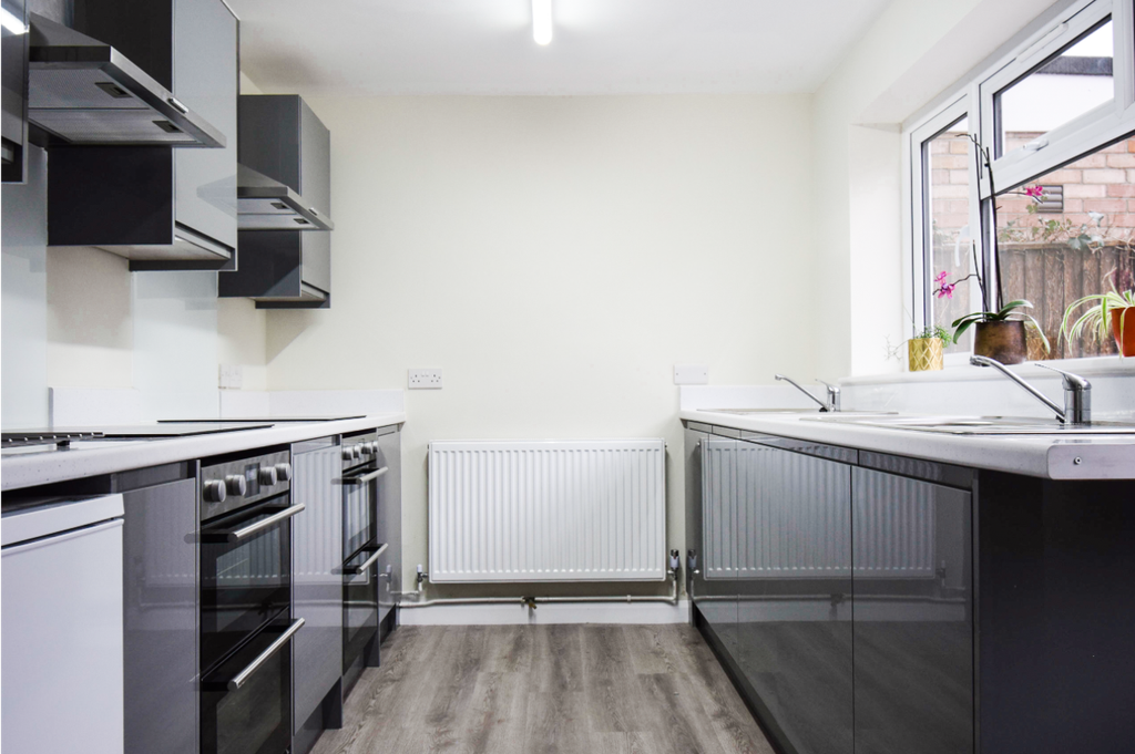 Property photo 2 of 12 82 Leng Update 1