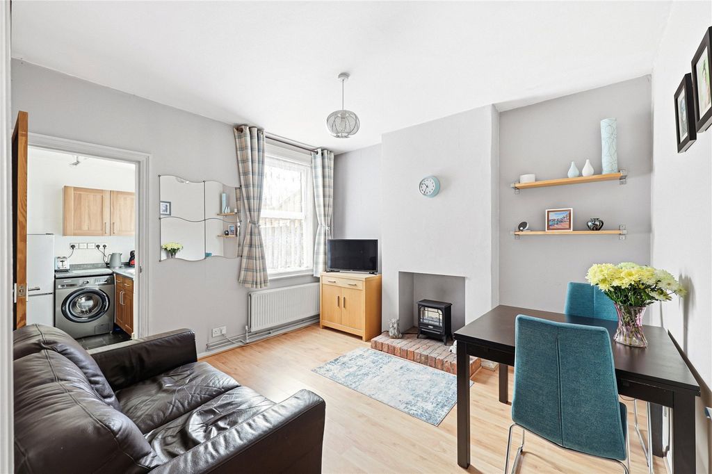 Property photo 3 of 18 Picture No. 19