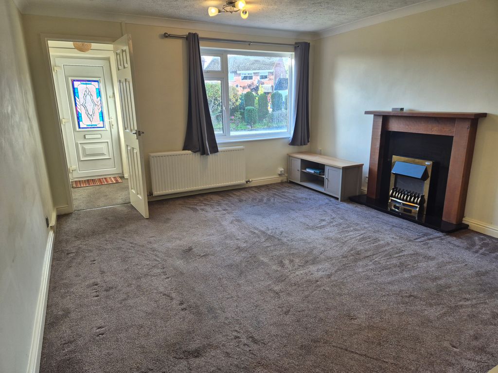 Property photo 2 of 8 Exterior