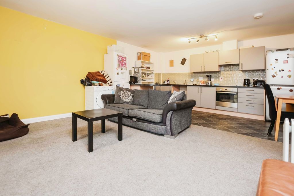 Property photo 3 of 17 Photography