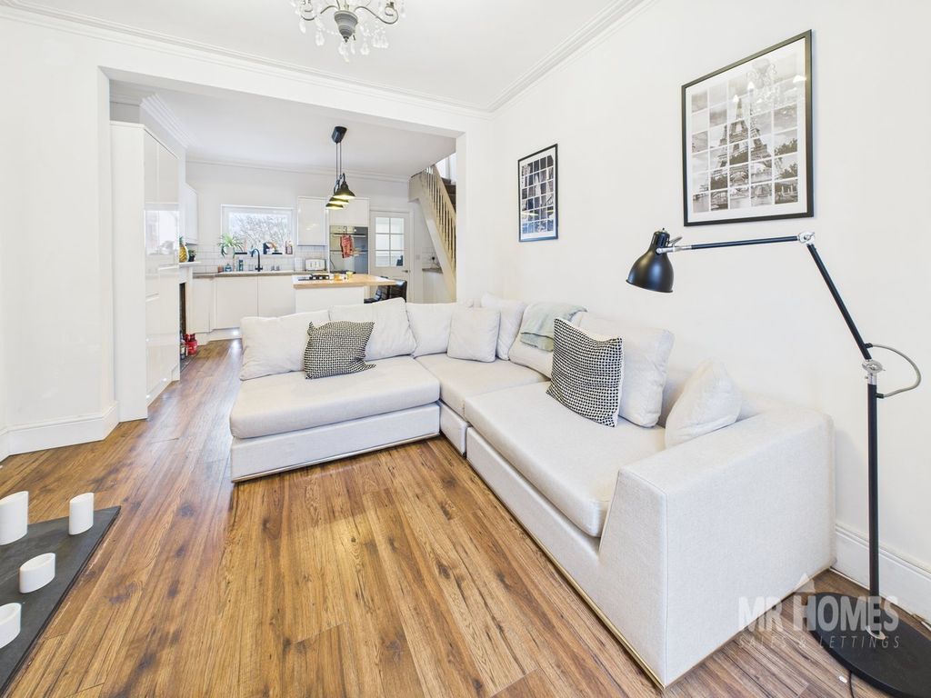 Property photo 2 of 29