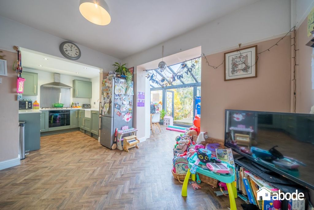 Property photo 3 of 32 Dsc07450-Hdr.Jpg