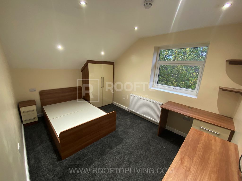 Property photo 3 of 16 Property Photo