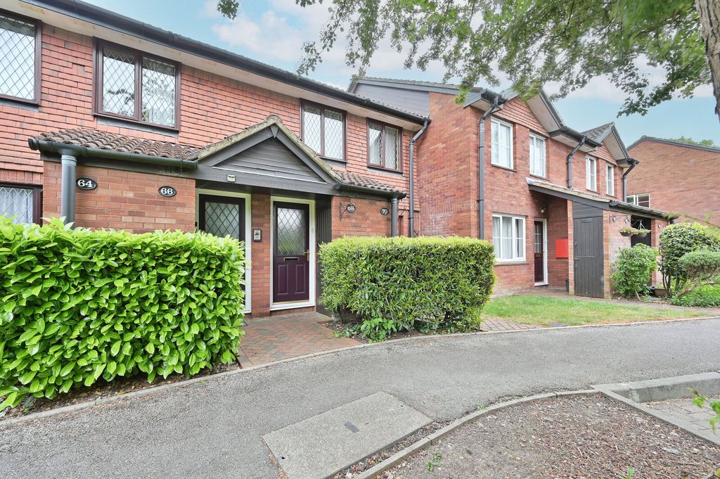 Property photo 1 of 8