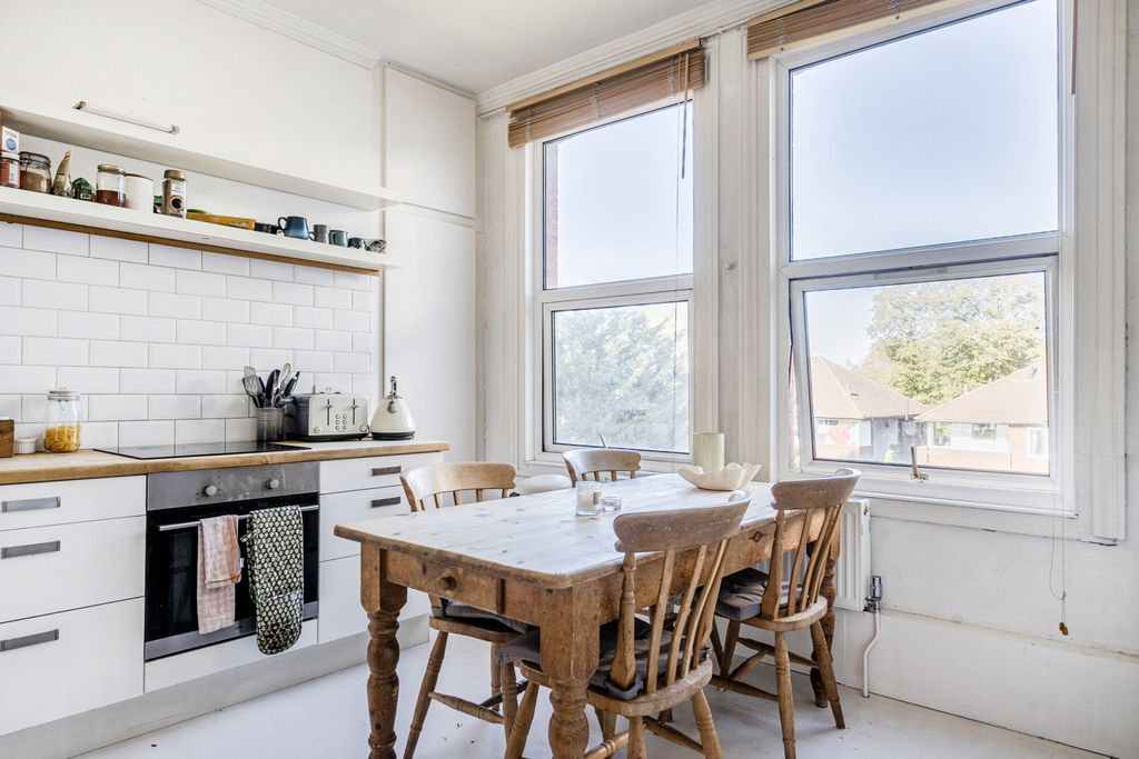 Property photo 3 of 15 Kitchen