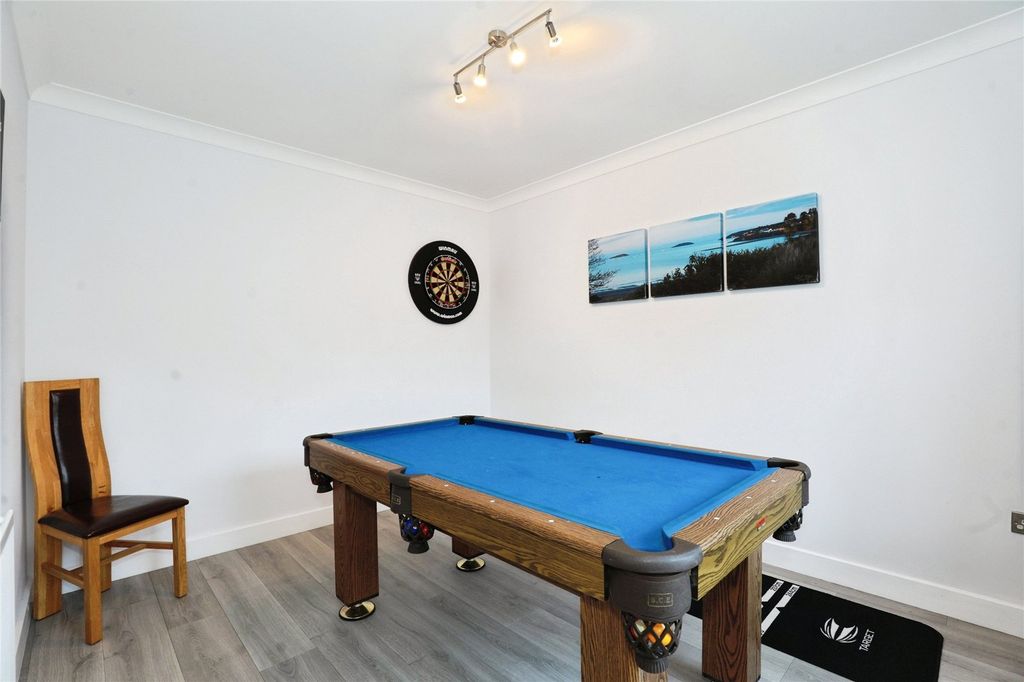 Property photo 2 of 19 Picture No. 01