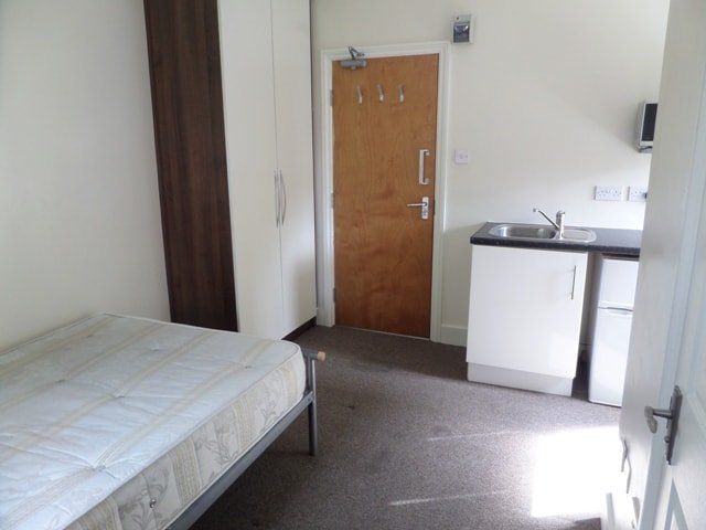 Property photo 3 of 6