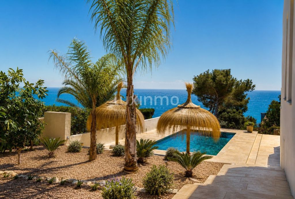 Property photo 1 of 20 4-Bedroom Villa With Sea Views In Jávea