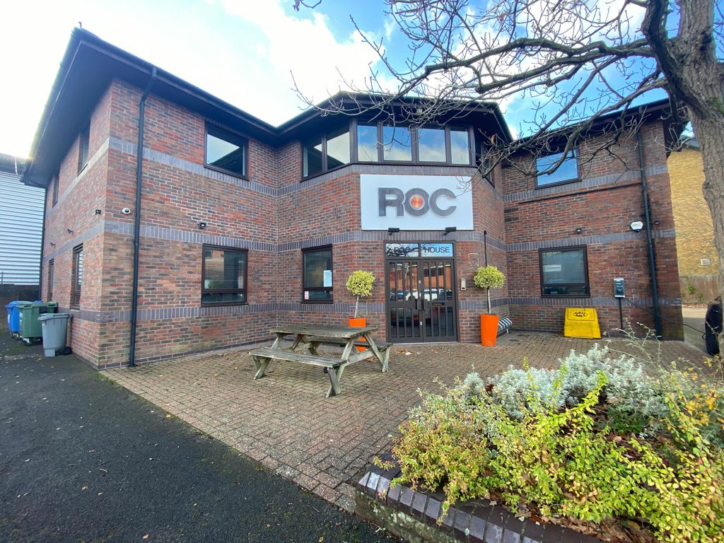 Property photo 1 of 9 Web Front Img_9163.Jpg