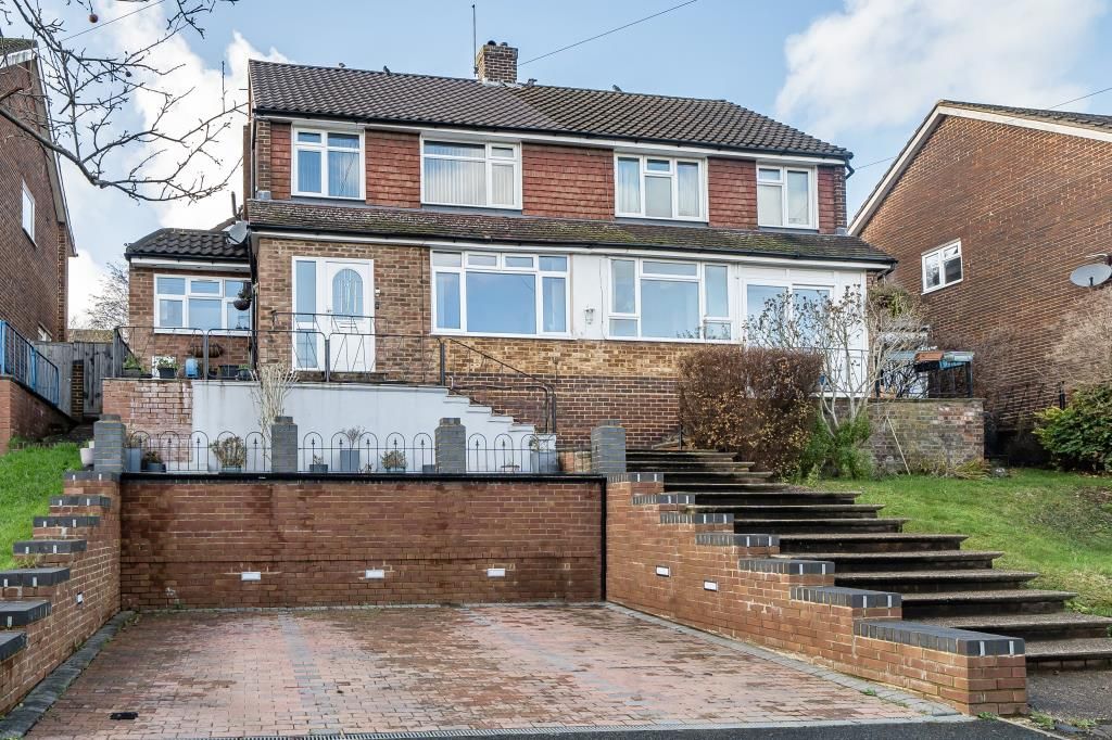 Property photo 1 of 21 External