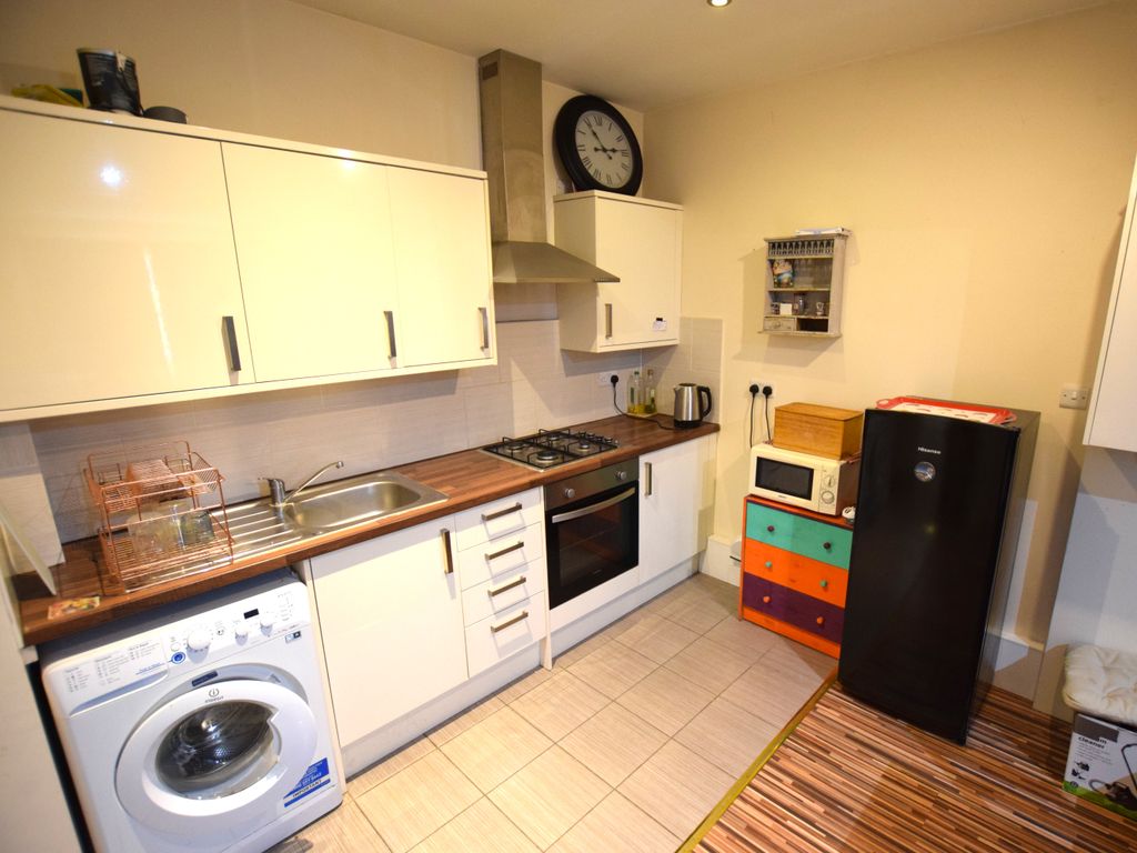 Property photo 3 of 5