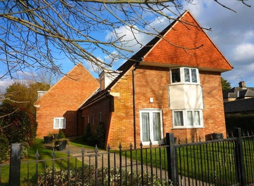 Property photo 1 of 9