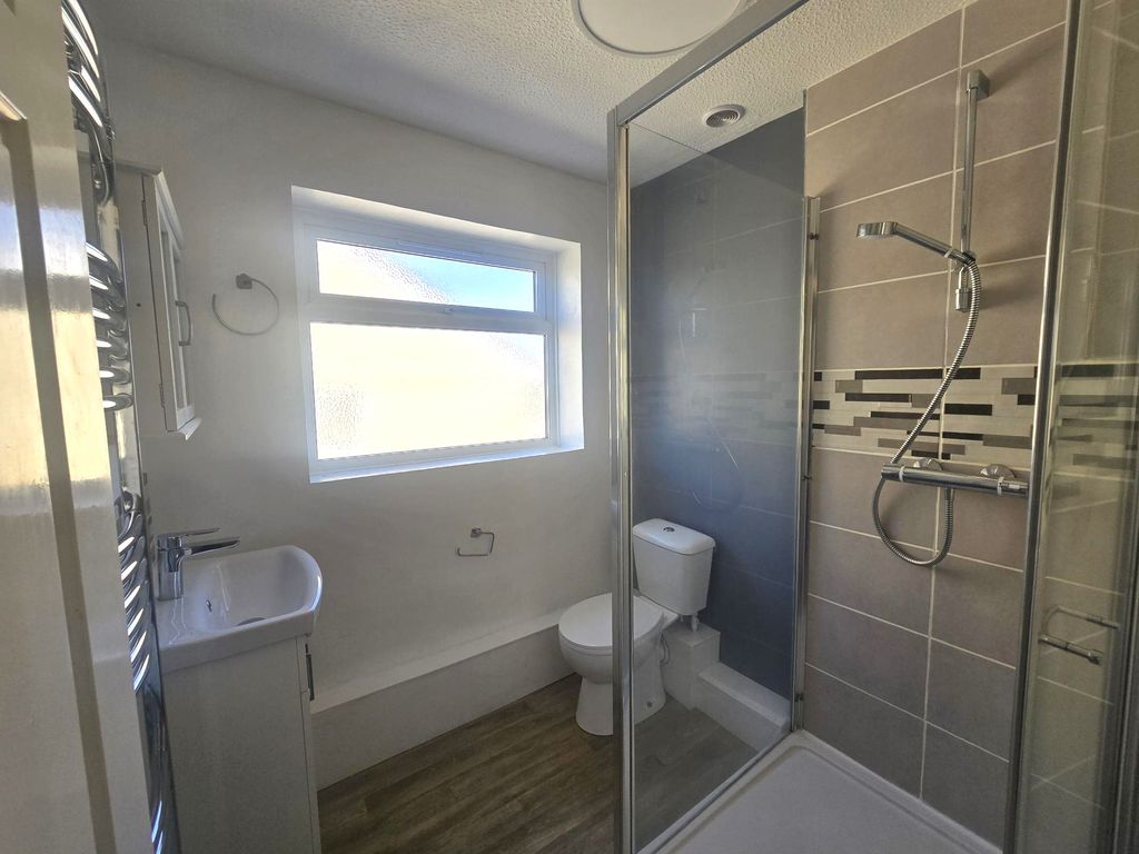 Property photo 3 of 13 Family Shower Room
