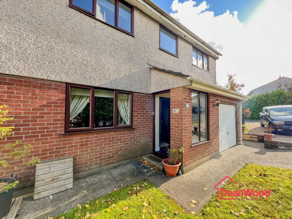 Property photo 3 of 26 2.Jpg