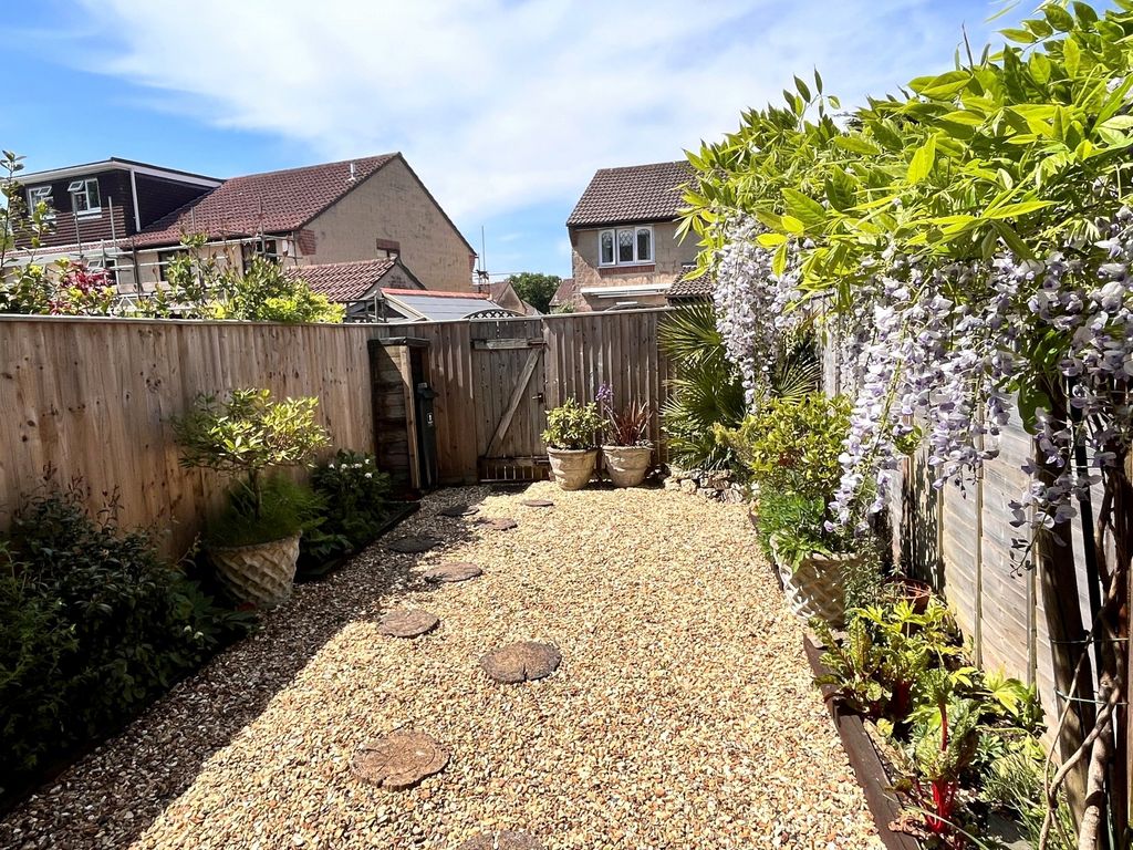 Property photo 3 of 11 Picture No. 31