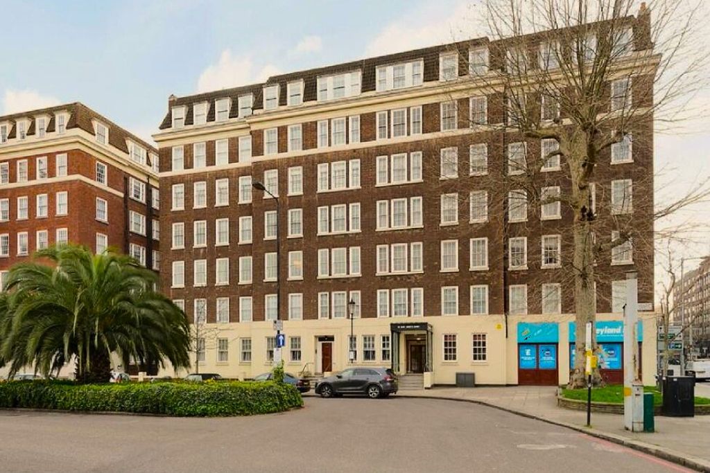 Property photo 2 of 16 Photo 4