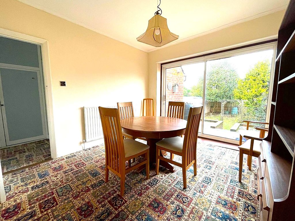 Property photo 3 of 12 Dining Room