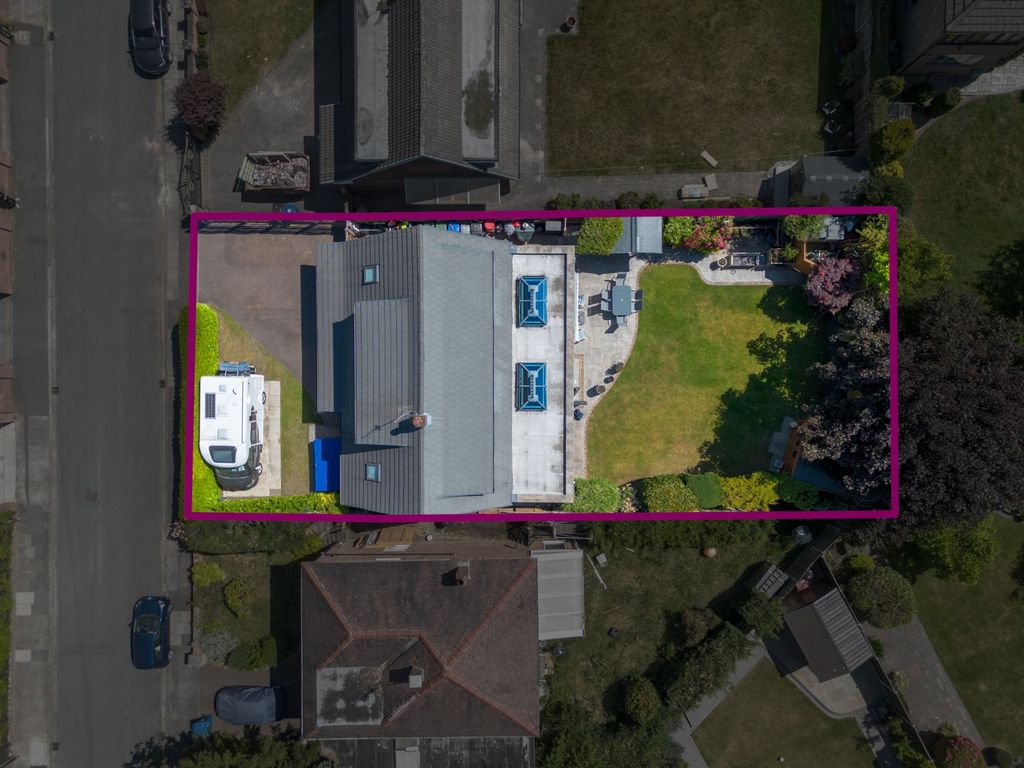 Property photo 3 of 31 Picture No. 30