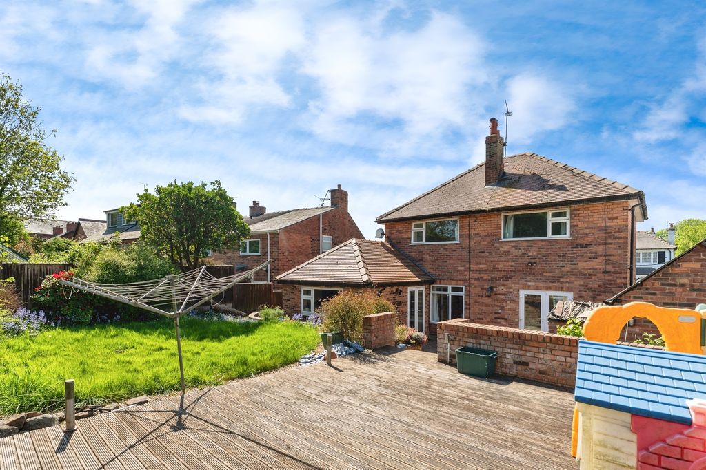 Property photo 2 of 18