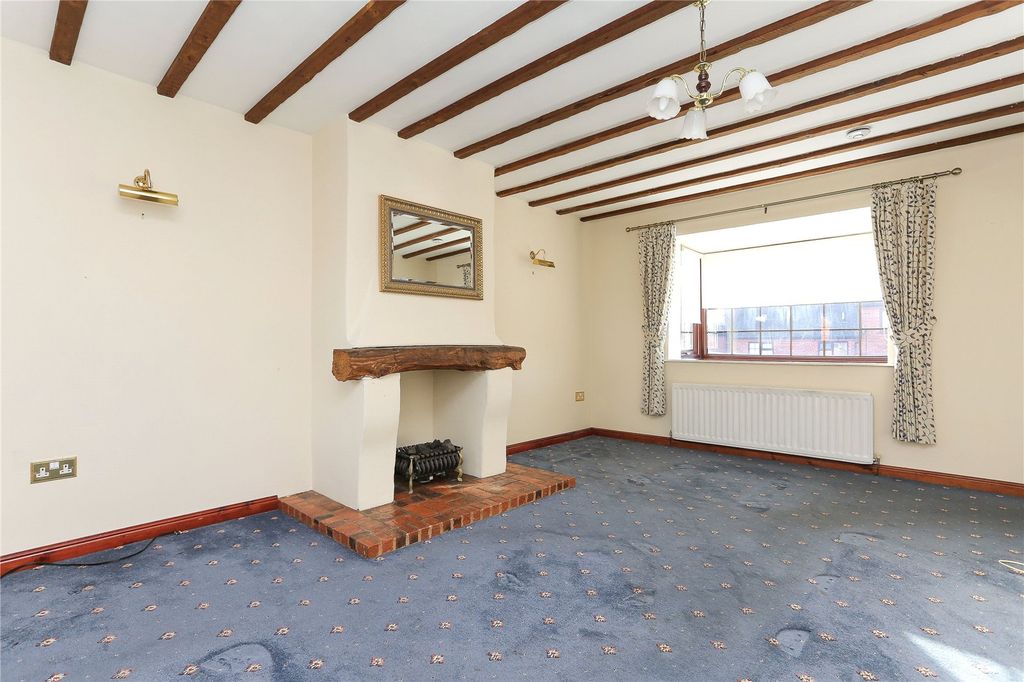 Property photo 3 of 17 Picture No. 13