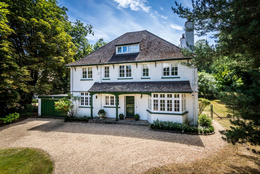 Property photo 1 of 30