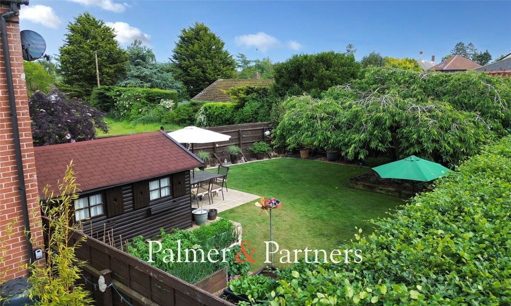 Property photo 2 of 32 Picture No. 01