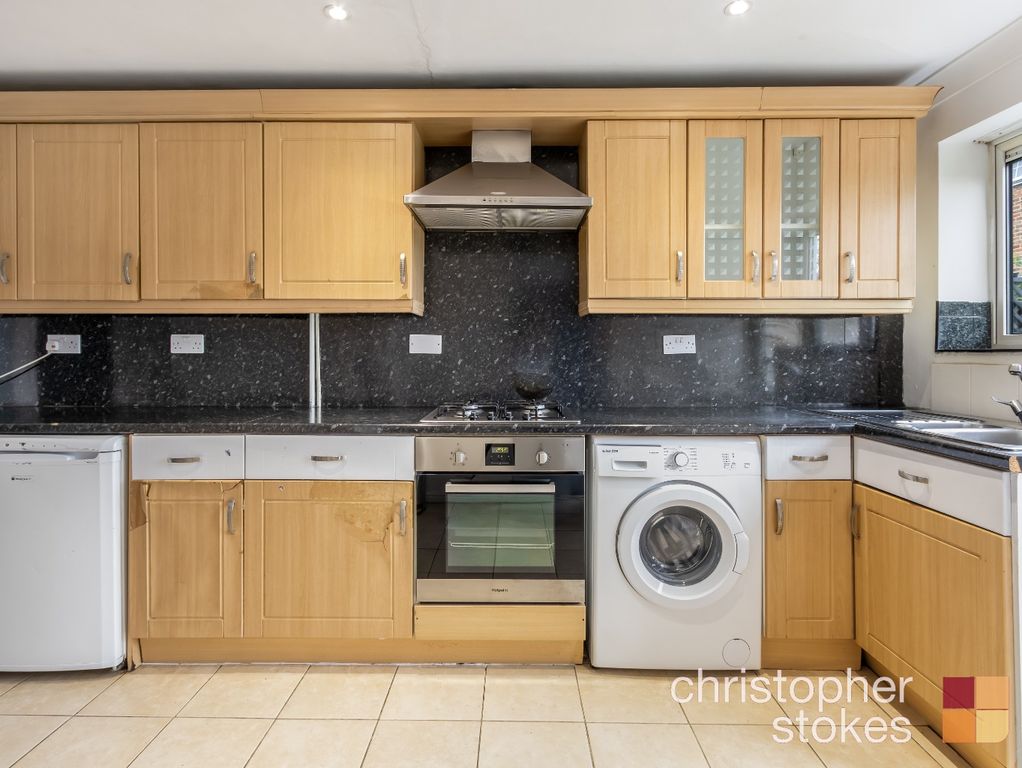 Property photo 3 of 16 4444646