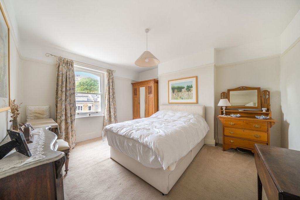 Property photo 3 of 15 1512781-13-6A9036...
