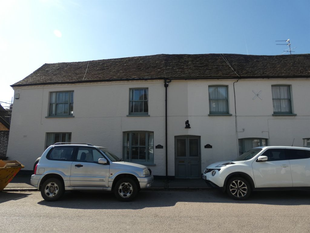 Property photo 1 of 18