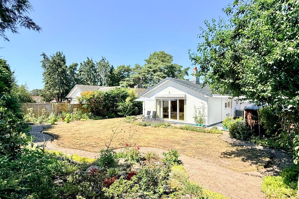 Property photo 2 of 24 Gallery