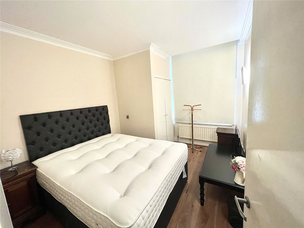 Property photo 2 of 8 Picture No. 09