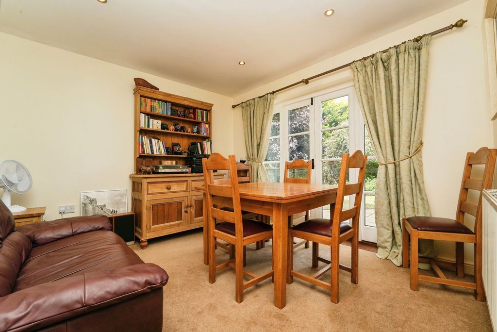 Property photo 3 of 23 Photo