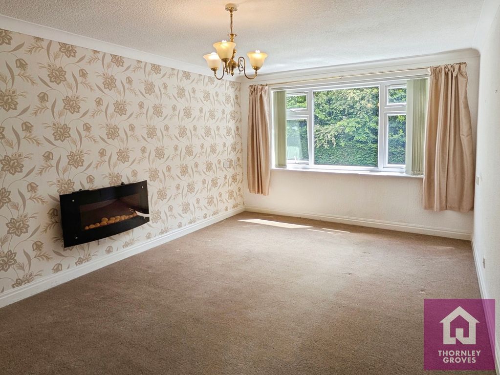 Property photo 2 of 25 Pbox-Img.Jpg