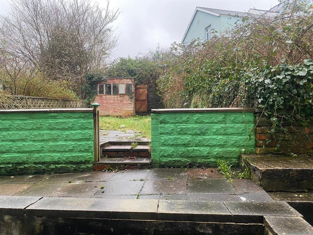 Property photo 2 of 17 7Bcc280E-7Cad-4c43-A127-Fefb142B438B.Jpeg