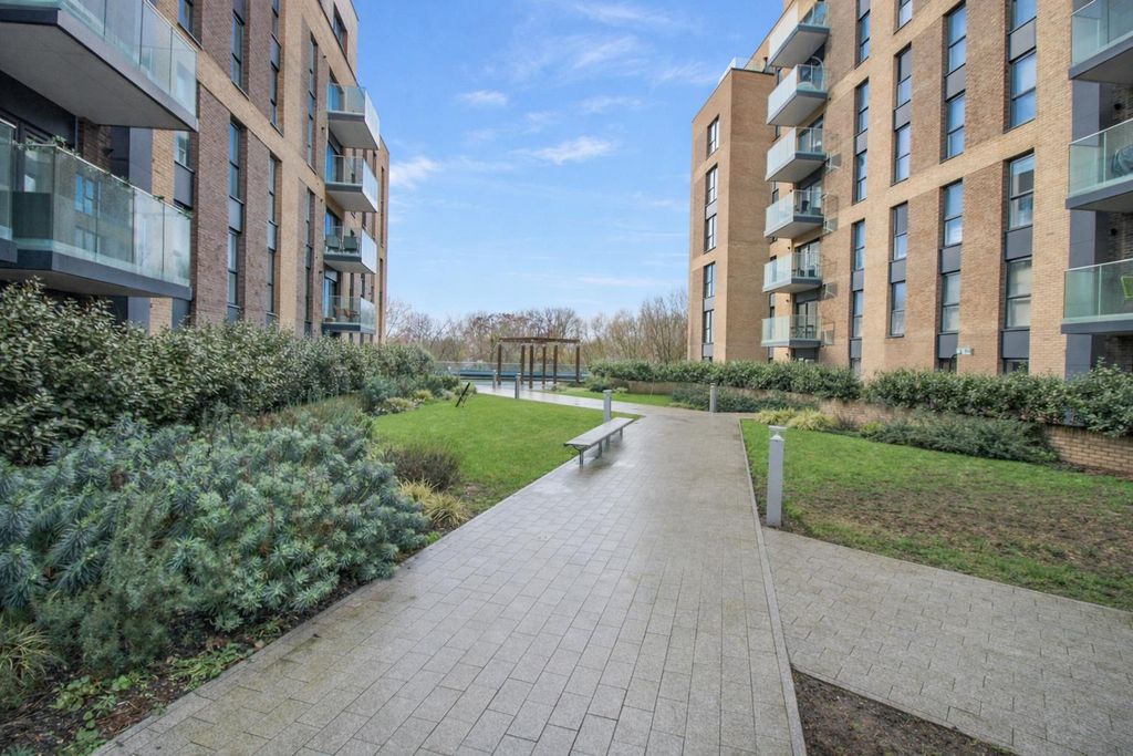 Additional image 10 of 2 bed flat for saleMoore House, Harlow CM20