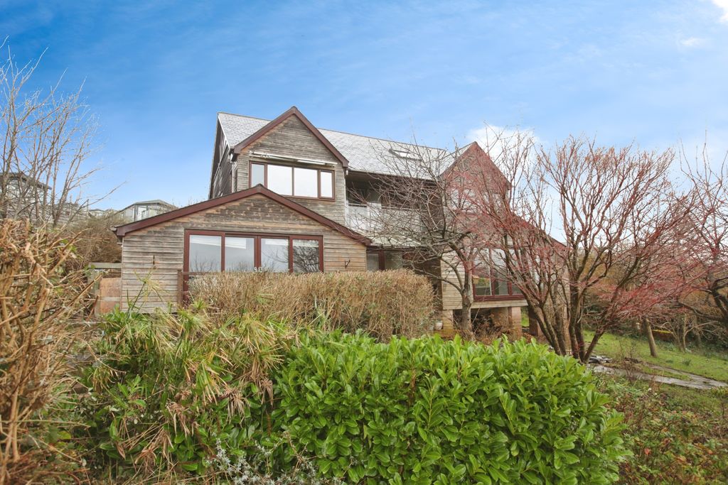 Property photo 2 of 26 The Lodge