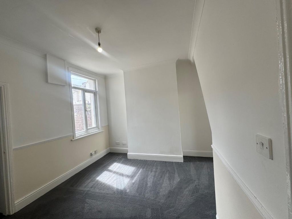 Property photo 2 of 15 249 Union.Jpg