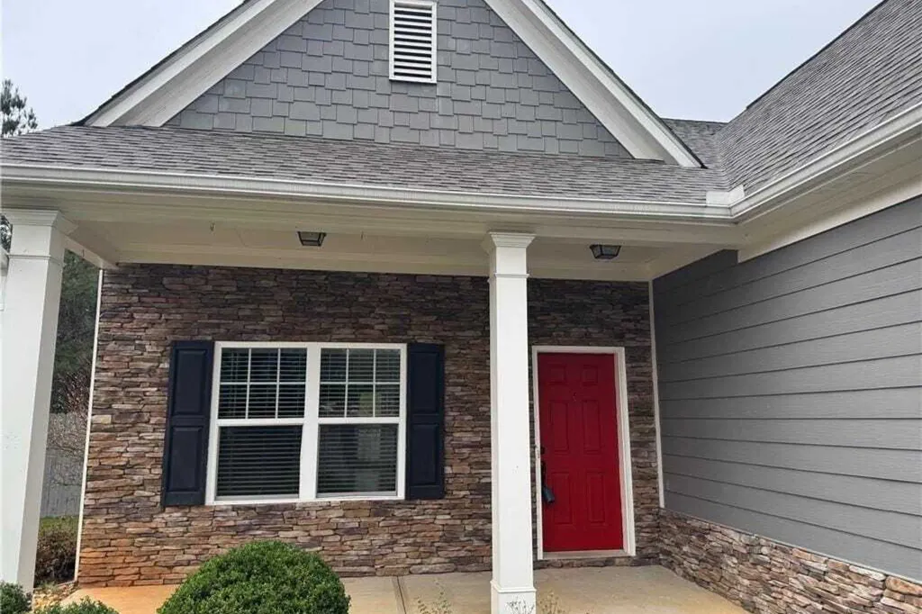 Property photo 1 of 25