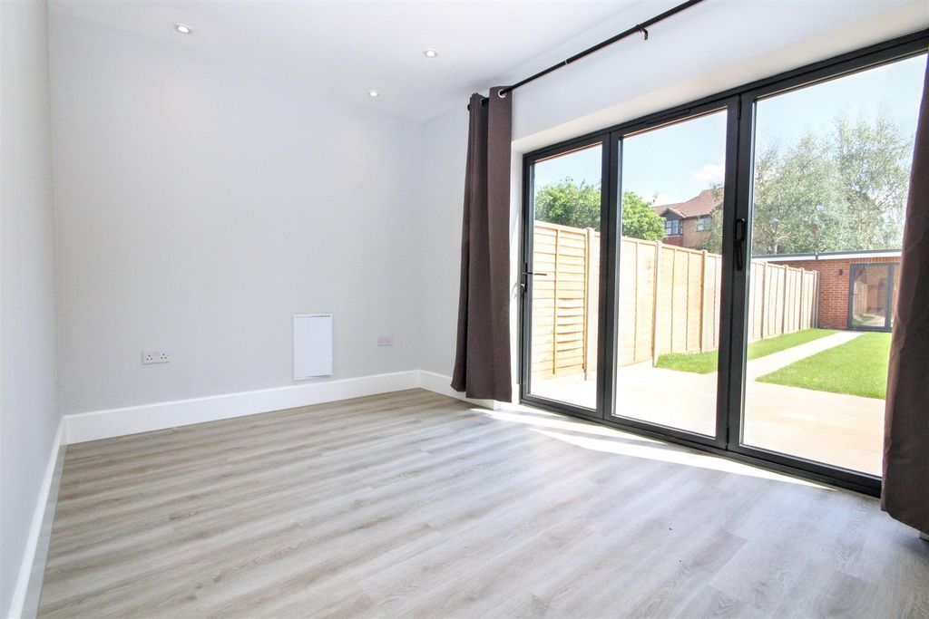 Property photo 3 of 10 Img_7232.Jpg