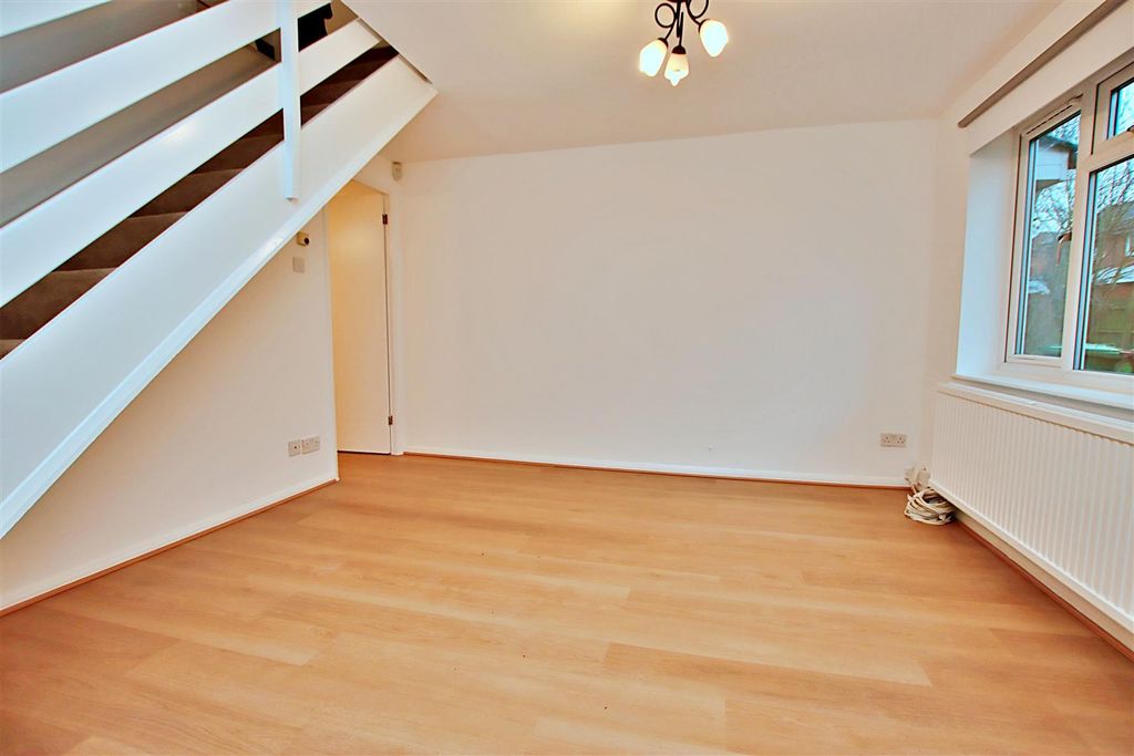 Property photo 2 of 8 Img_8600.Jpg