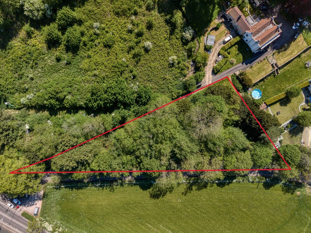 Property photo 2 of 8
