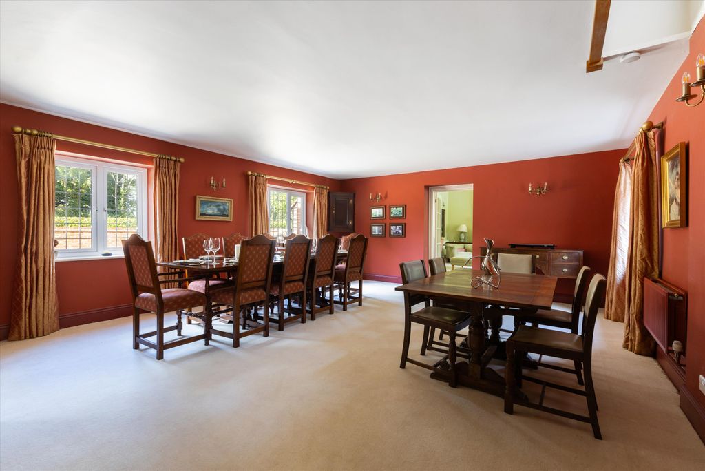 Property photo 3 of 17 Image