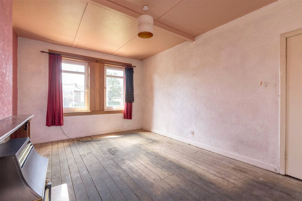 Property photo 3 of 18 Picture No. 07