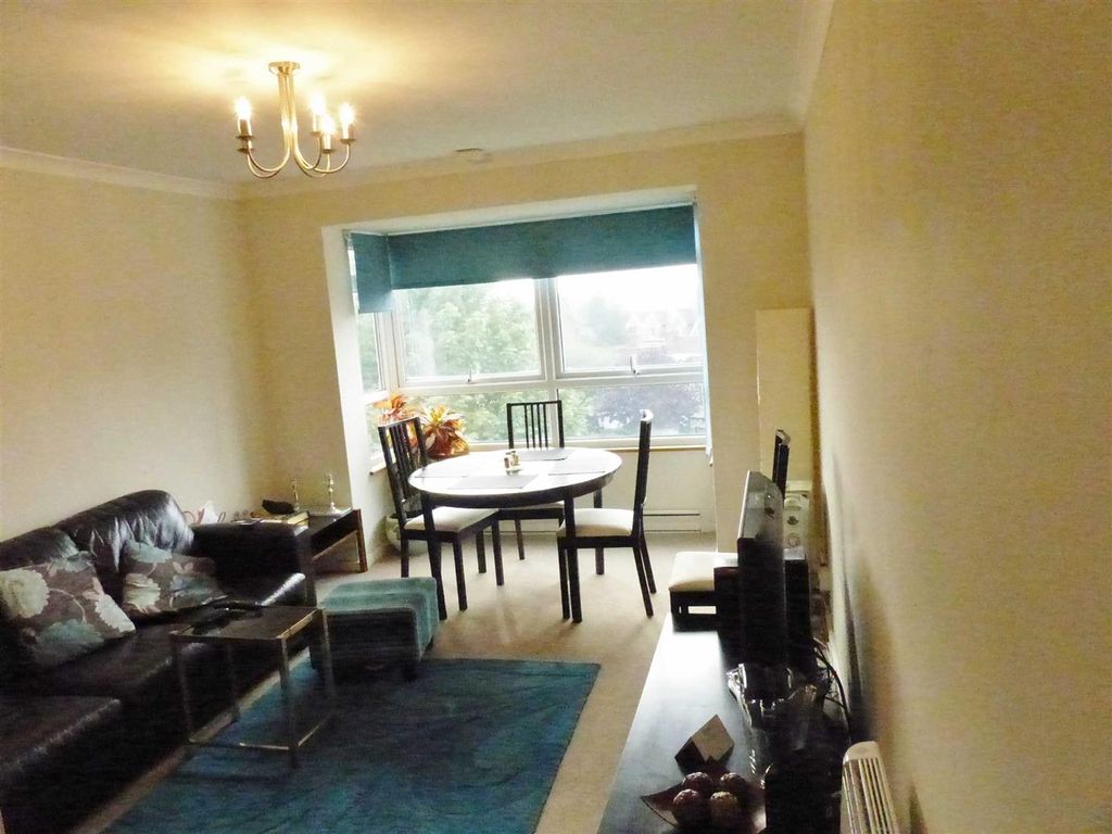 Property photo 2 of 4
